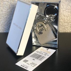 👜Authentic Michael Kors Hamilton Key Fob👜
